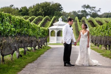 Read more about the article Wedding at Pellegrini Vineyards
