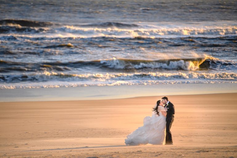 Read more about the article Gurney’s Resort Wedding | Montauk Wedding Photographer